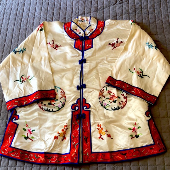 🦌 100% Silk Hand Embroidered Vintage Golden Deer Kimono Jacket